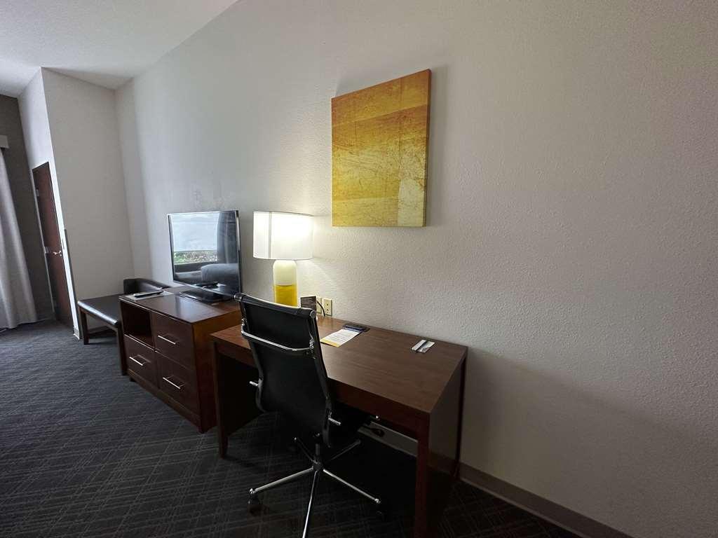Comfort Suites Jackson-Cape Girardeau Room photo